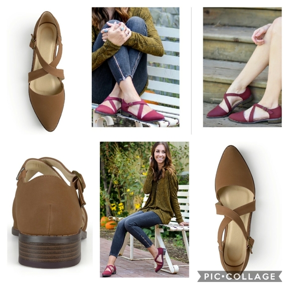Journee Collection Taupe Straped Flats - Picture 2 of 9